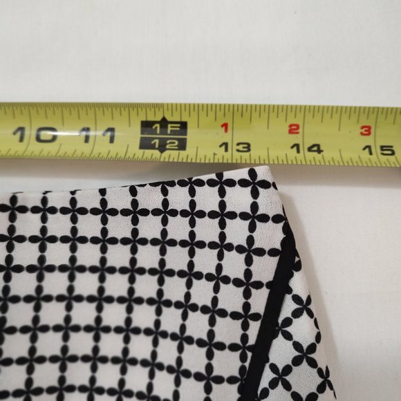 Black and White Mini Skirt Ruffled Hem Lined - Picture 10 of 12